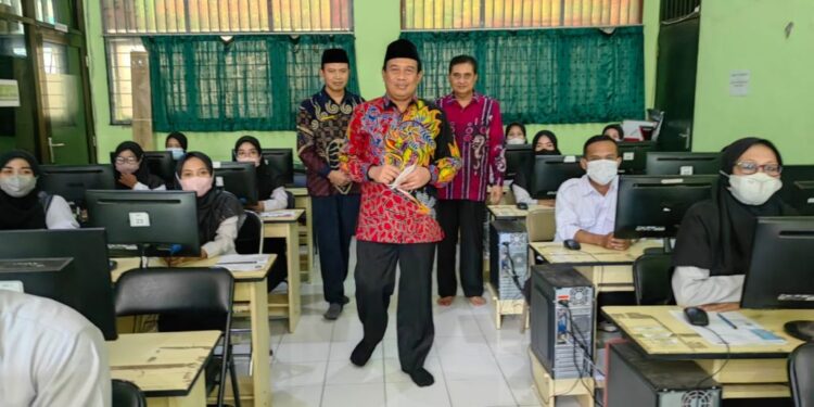 7122 Peserta Tes CPPPK Kanwil Kemenag Jatim Ikuti SKTT, Ini Pesan Kakanwil